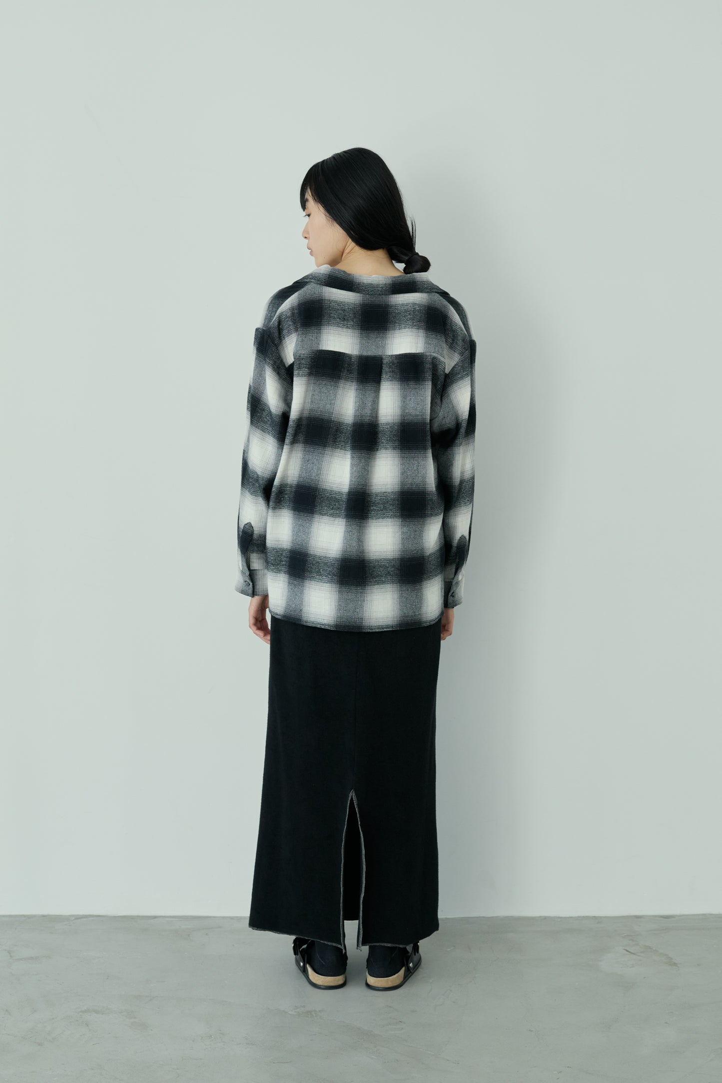 <Re stock>  check ribon open shirt