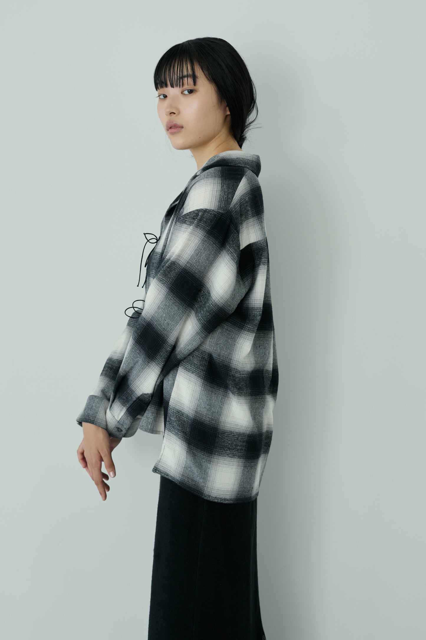 <Re stock>  check ribon open shirt