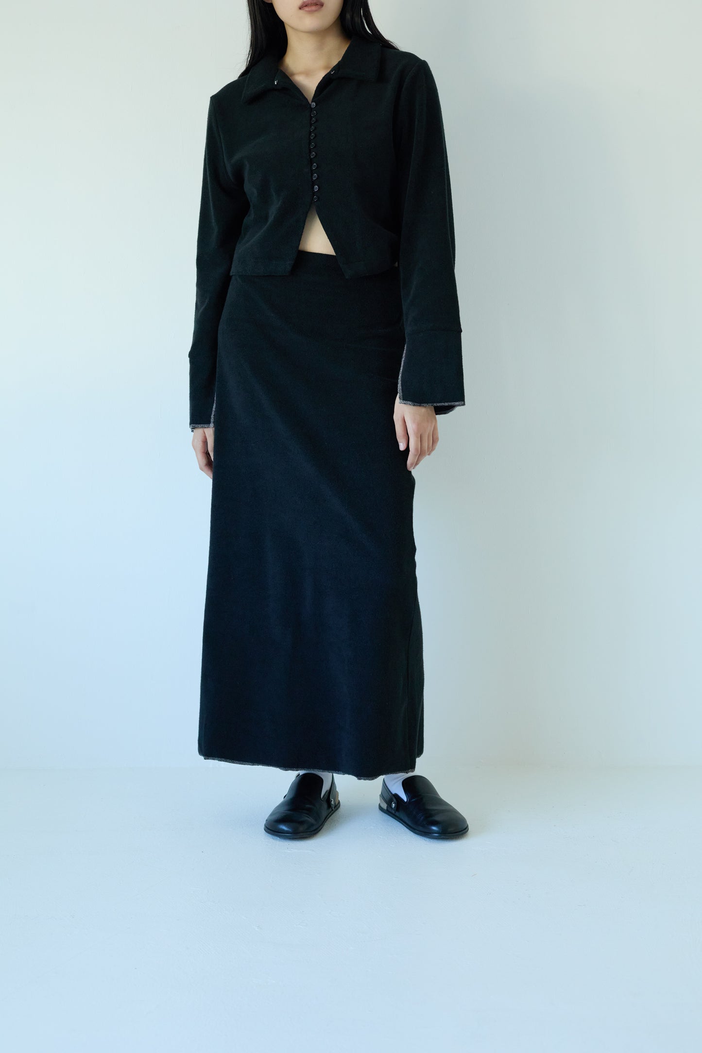 <pre oder> Pile fabric skirt</pre>