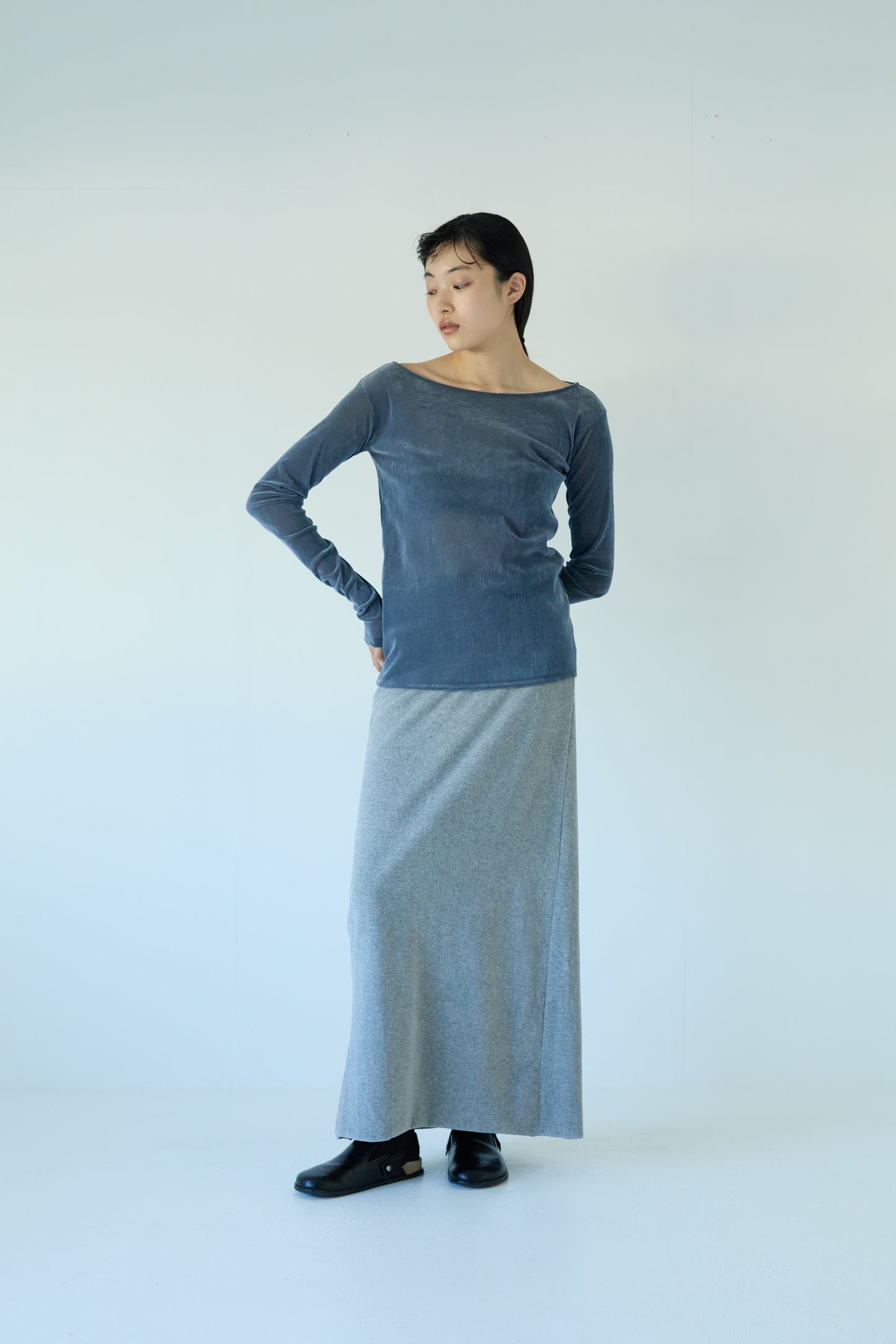 <pre oder> Pile fabric skirt</pre>