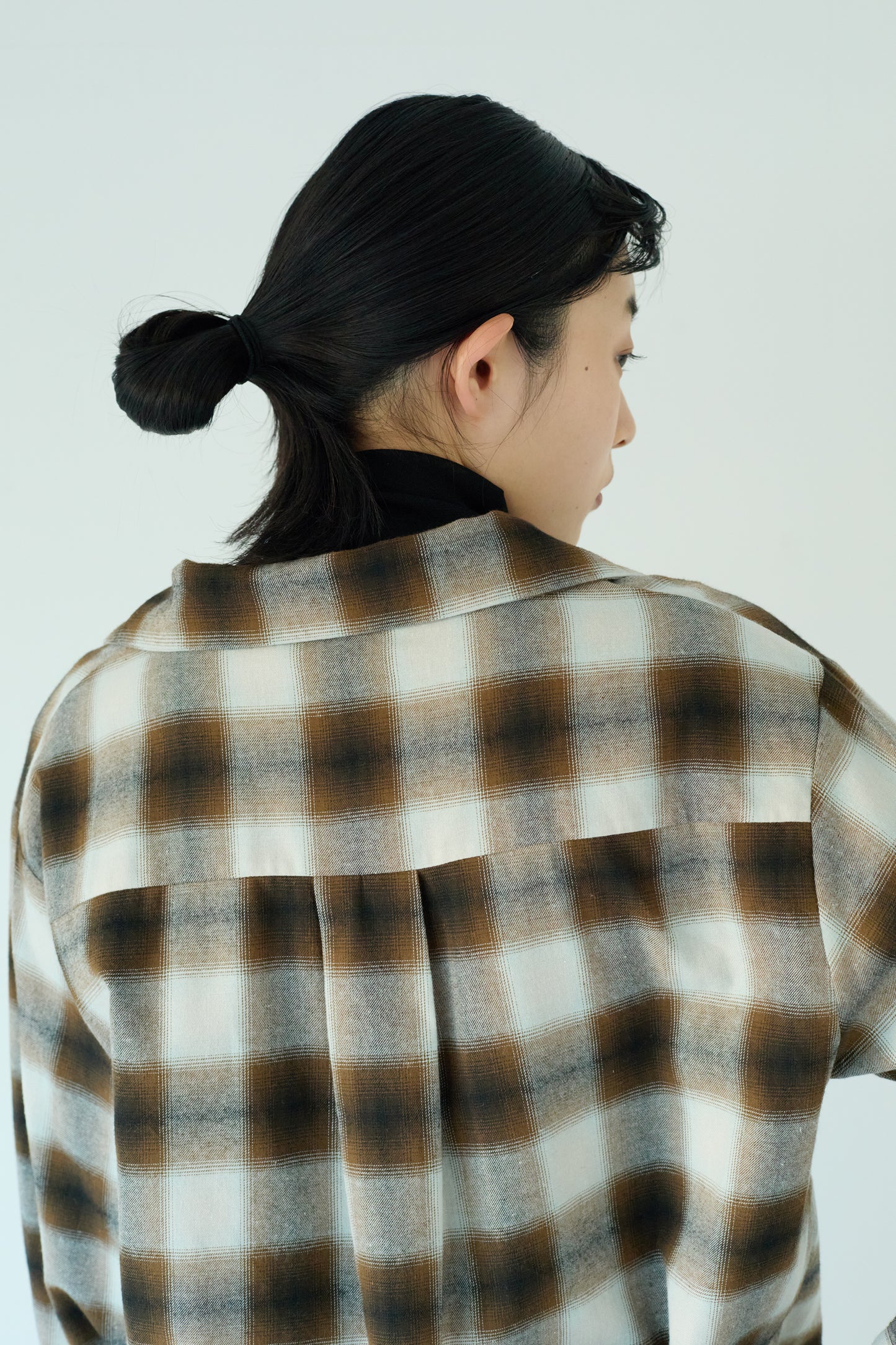 <Re stock>  check ribon open shirt