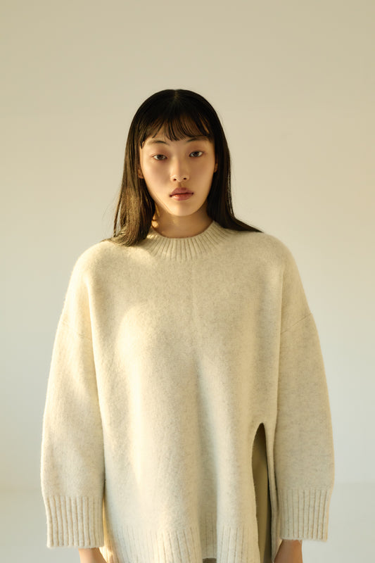 Natural slit knit