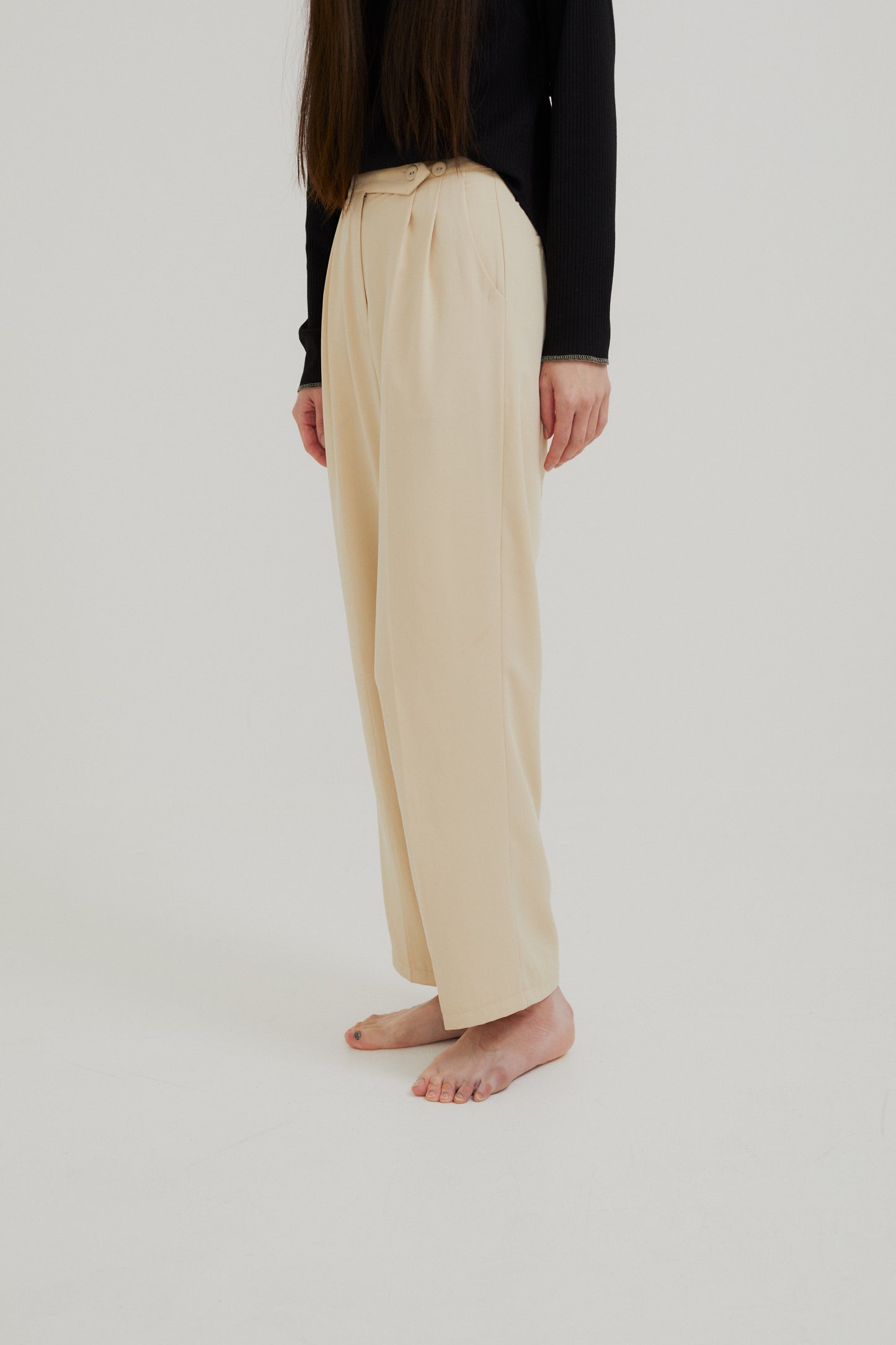 <Re stock > basic asymmetry pants